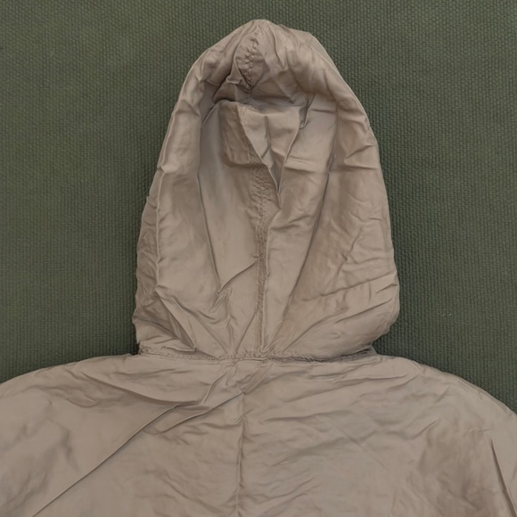 Vintage 90s Silk Bomber Jacket Cropped with Hood - Picture 8 of 15